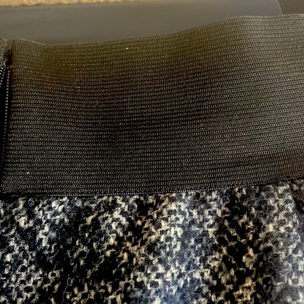 Halogen Navy/ White Pencil Skirt Size 12 - Picture 6 of 8